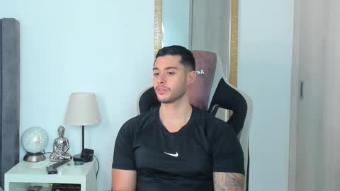 ken_mailik online show from March 3, 6:15 pm