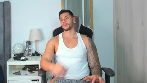 ken_mailik online show from November 13, 6:49 am