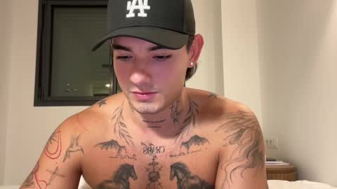 Snapshot of kenboyea_ chatting on October 20, 4:45 pm luis carlos esteban online show from October 20, 4:45 pm
