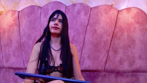 Kendall and Taylor online show from January 5, 5:27 pm