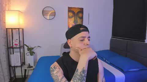 kendel_dimitri online show from June 10, 3:17 am