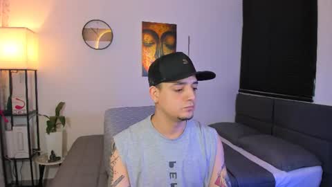 kendel_dimitri online show from July 10, 6:07 am