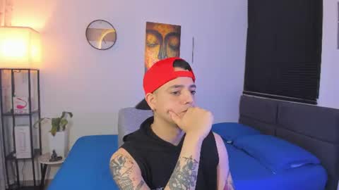 kendel_dimitri online show from July 29, 4:34 am