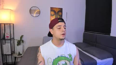 kendel_dimitri online show from July 7, 6:47 am