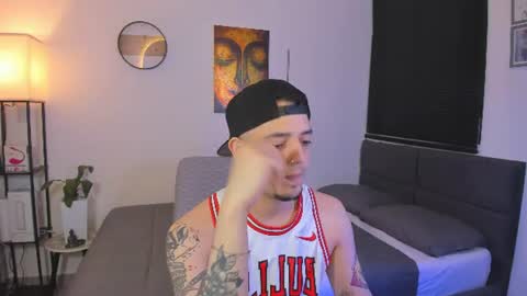 kendel_dimitri online show from July 20, 5:43 am
