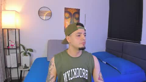kendel_dimitri online show from June 20, 5:13 am