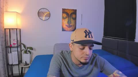 kendel_dimitri online show from June 24, 2:07 am