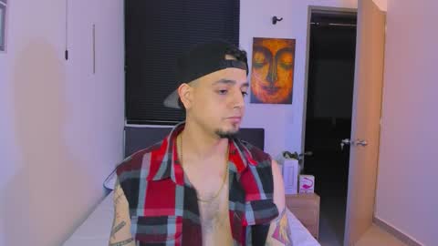 kendel_dimitri online show from March 27, 8:26 am