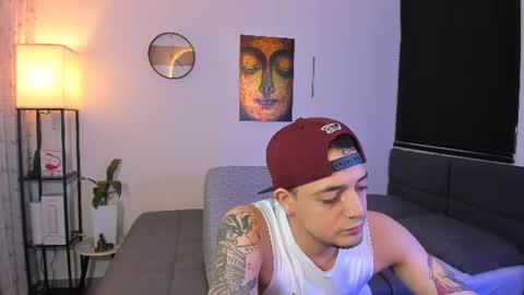 kendel_dimitri online show from July 9, 4:38 am