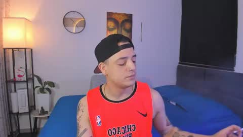 kendel_dimitri online show from June 27, 7:36 am