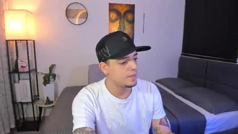 kendel_dimitri online show from July 13, 5:22 am