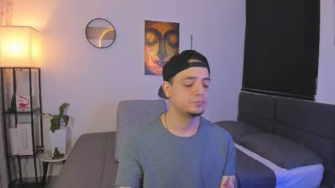 kendel_dimitri online show from July 14, 3:00 am