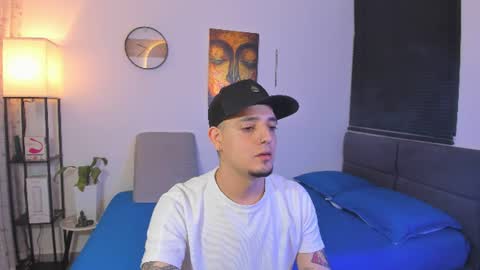 kendel_dimitri online show from July 27, 8:22 am