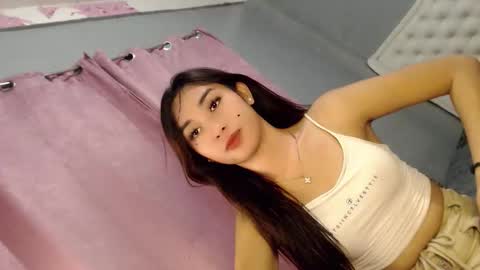 kendra_cake69 online show from March 8, 3:16 pm