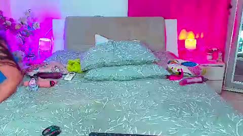 kendra_love31 online show from July 7, 6:47 am