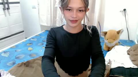 kendra_lunaxx online show from June 16, 12:20 pm