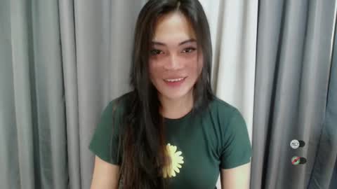 Snapshot of kendra_slut chatting on February 26, 7:21 pm K E N D R A online show from February 26, 7:21 pm
