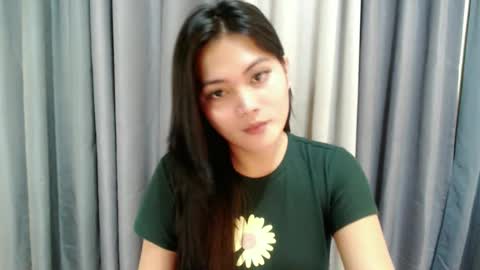 Snapshot of kendra_slut chatting on February 27, 11:17 am K E N D R A online show from February 27, 11:17 am