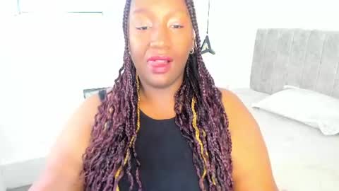 KENDRA online show from August 3, 2:12 pm