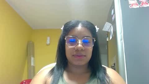 Snapshot of kendrabigass chatting on October 4, 12:41 am Mamasita online show from October 4, 12:41 am