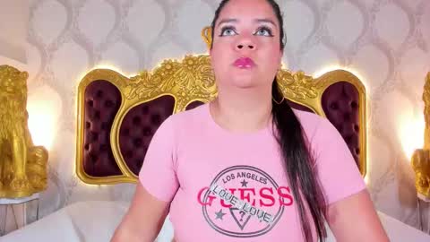 Kendral  online show from November 9, 4:49 am