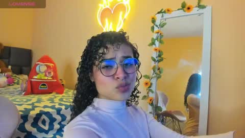 Kenia online show from May 14, 7:56 pm