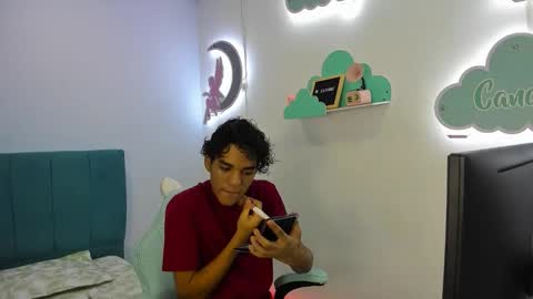 K E N N Y online show from March 18, 3:34 am