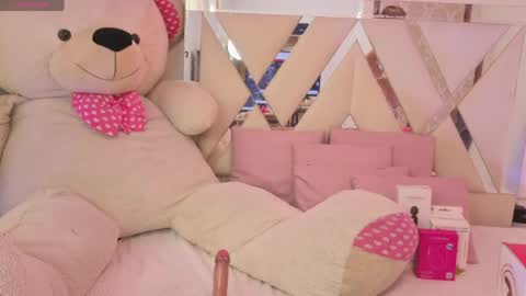 kenndal_tay online show from April 24, 7:27 pm