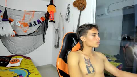 kenshi_roa online show from November 18, 6:49 am