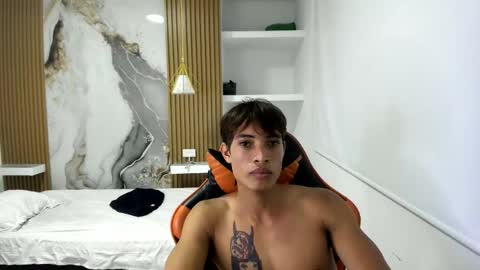 kenshi_roa online show from May 12, 6:11 am