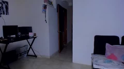 Kerlysmith24 online show from May 5, 12:22 pm