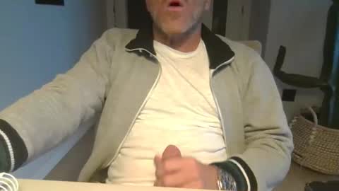 Anton online show from May 4, 6:36 pm