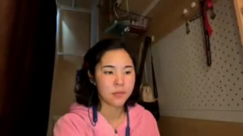 Jenny  online show from May 6, 5:24 am