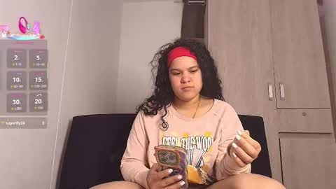 KESHA online show from February 27, 6:28 am