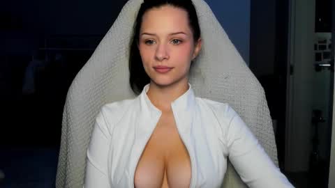 Snapshot of ketlinrous chatting on September 27, 1:53 pm ketlinrous online show from September 27, 1:53 pm