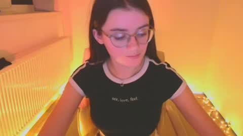 Snapshot of ketrin_pirsss chatting on January 14, 4:25 am Ketrin online show from January 14, 4:25 am