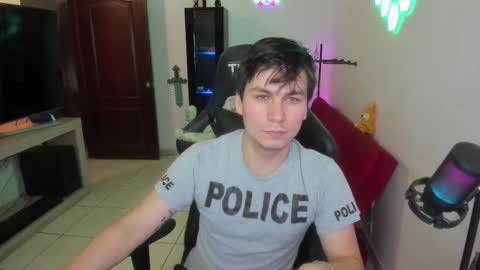 Kevin online show from February 26, 11:52 pm