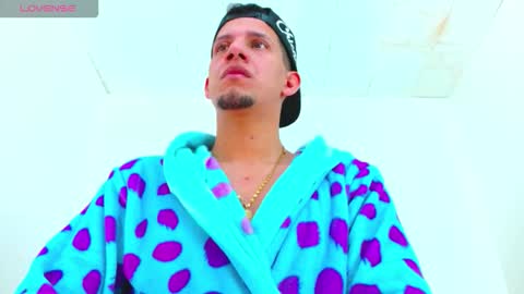 Kev online show from October 13, 7:05 pm