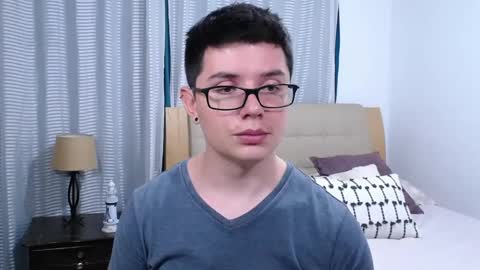 Kevin online show from April 28, 2:27 am