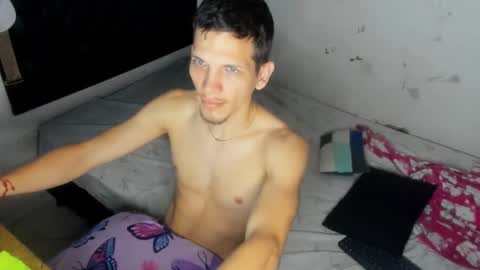 kevinkewma online show from October 9, 2:11 pm