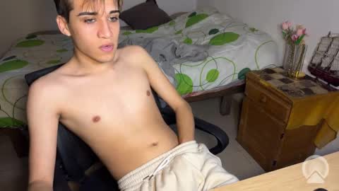 kevonly online show from May 20, 9:05 am