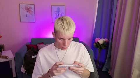 Kevin online show from March 5, 9:07 am