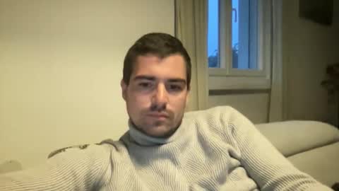 kevinpillobello online show from December 18, 3:18 pm