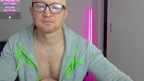 Kevin online show from June 4, 1:00 am