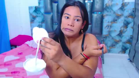 Keylli online show from May 5, 2:34 pm