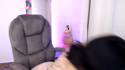 Liss online show from December 3, 12:31 am