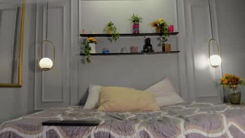 Snapshot of khaterine_hot_1 chatting on September 19, 9:29 pm Kathe Hot online show from September 19, 9:29 pm