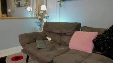 Snapshot of khaterine_hot_1 chatting on October 18, 9:30 pm Kathe Hot online show from October 18, 9:30 pm
