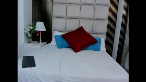 khatty__ online show from November 21, 8:51 pm