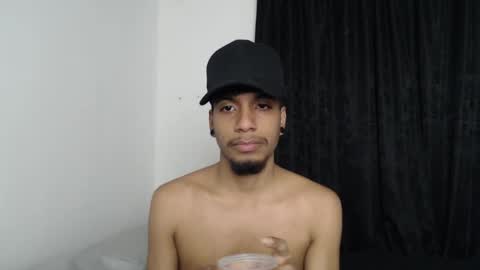 khevinlopezonig online show from September 26, 10:12 am